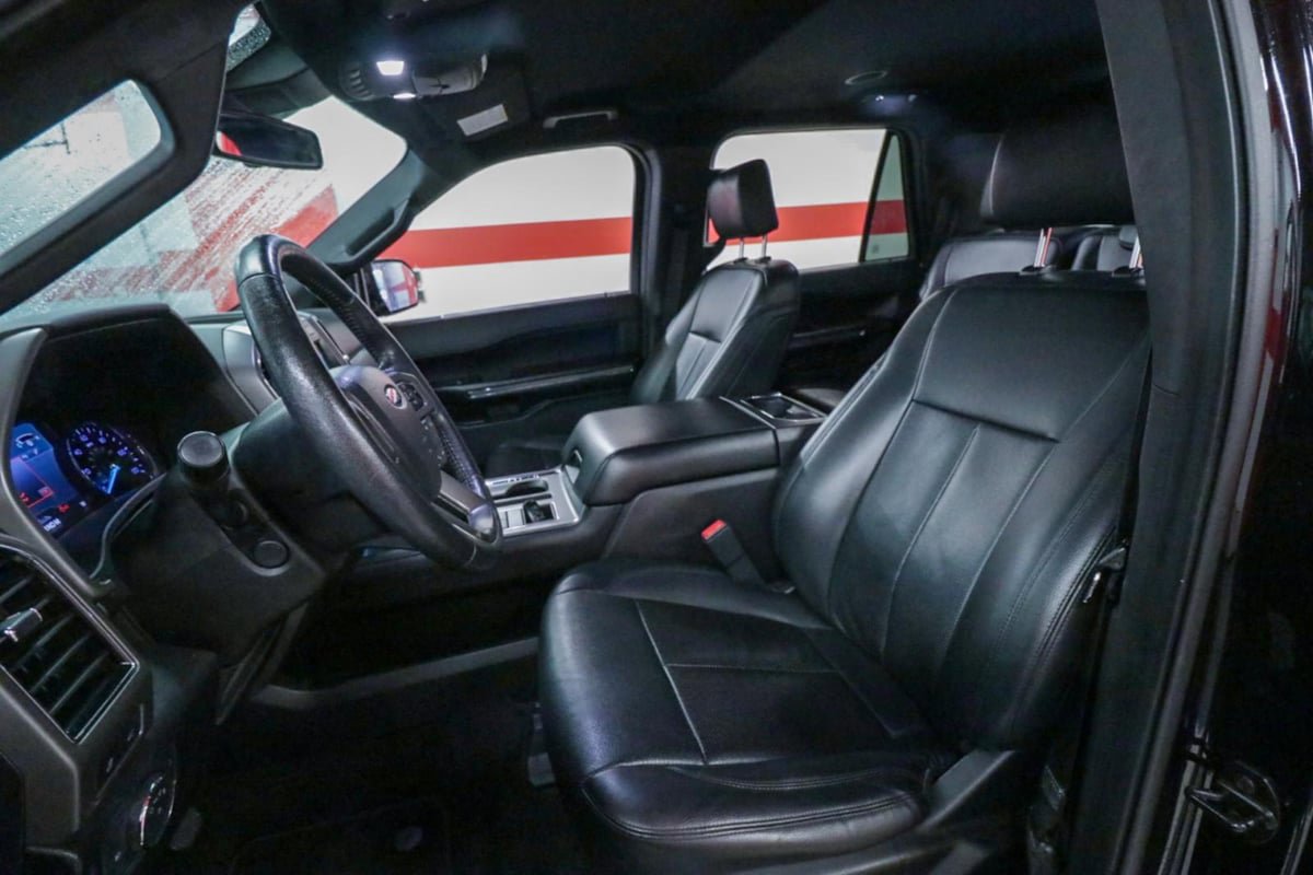 Used 2019 Ford Expedition XLT w/ Equipment Group 202A RWD image 11