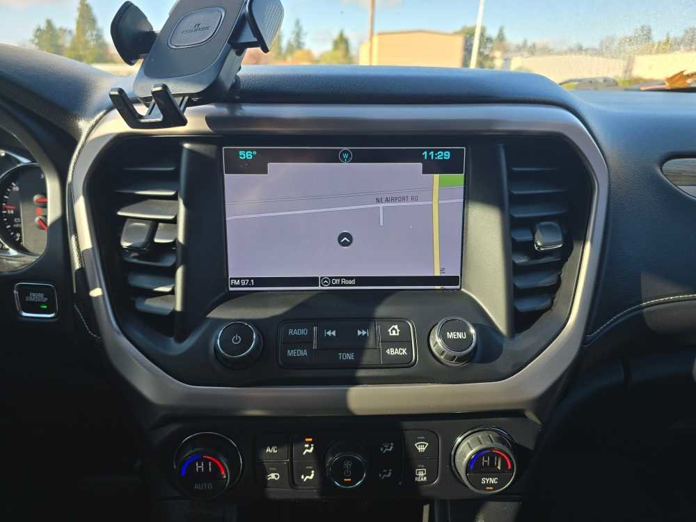 Used 2018 GMC Acadia Denali w/ Technology Package image 12