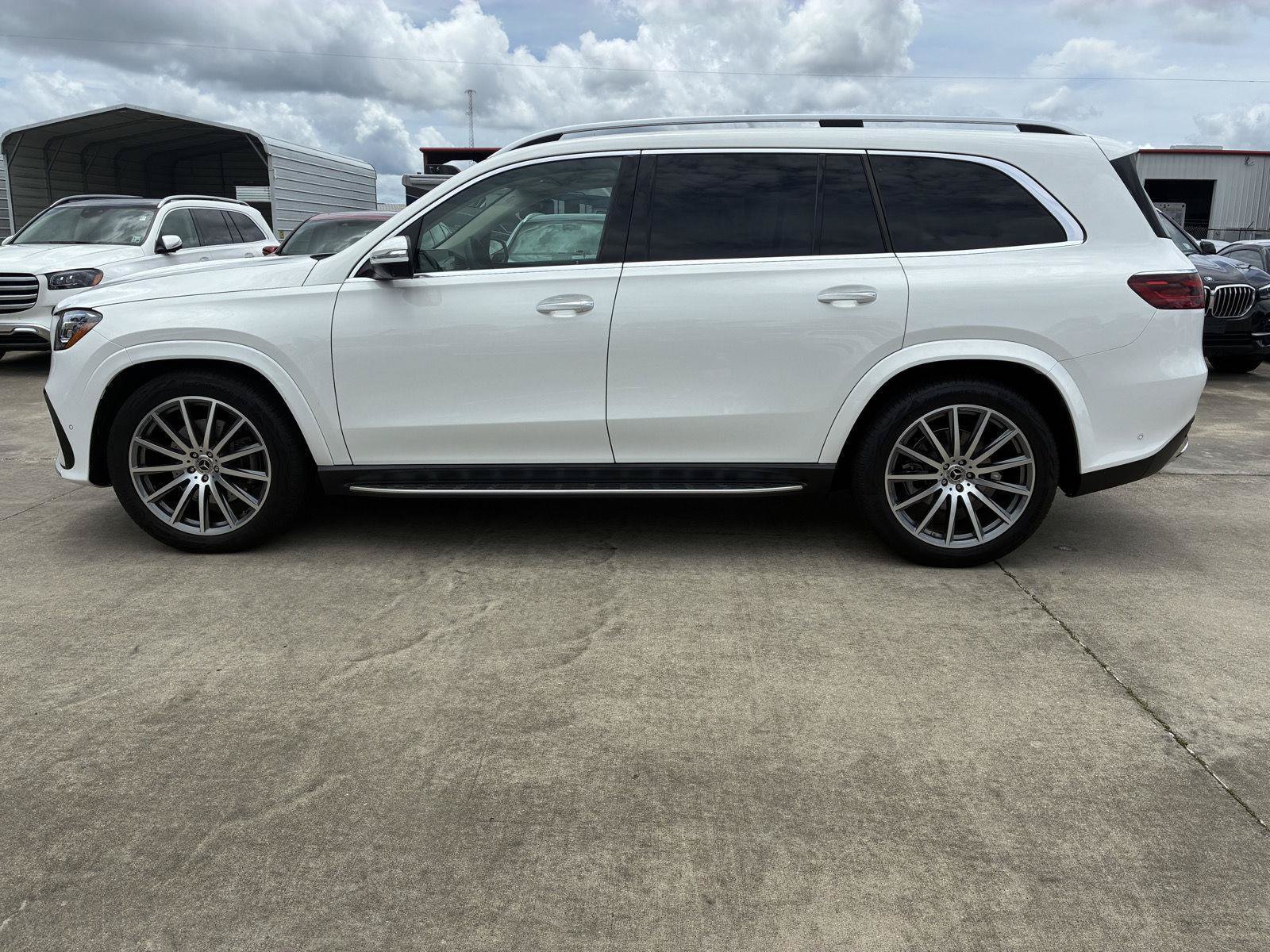 Certified 2026 Mercedes-Benz GLS 450 4MATIC image 15