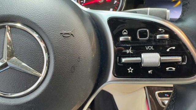Used 2019 Mercedes-Benz E 300 image 31