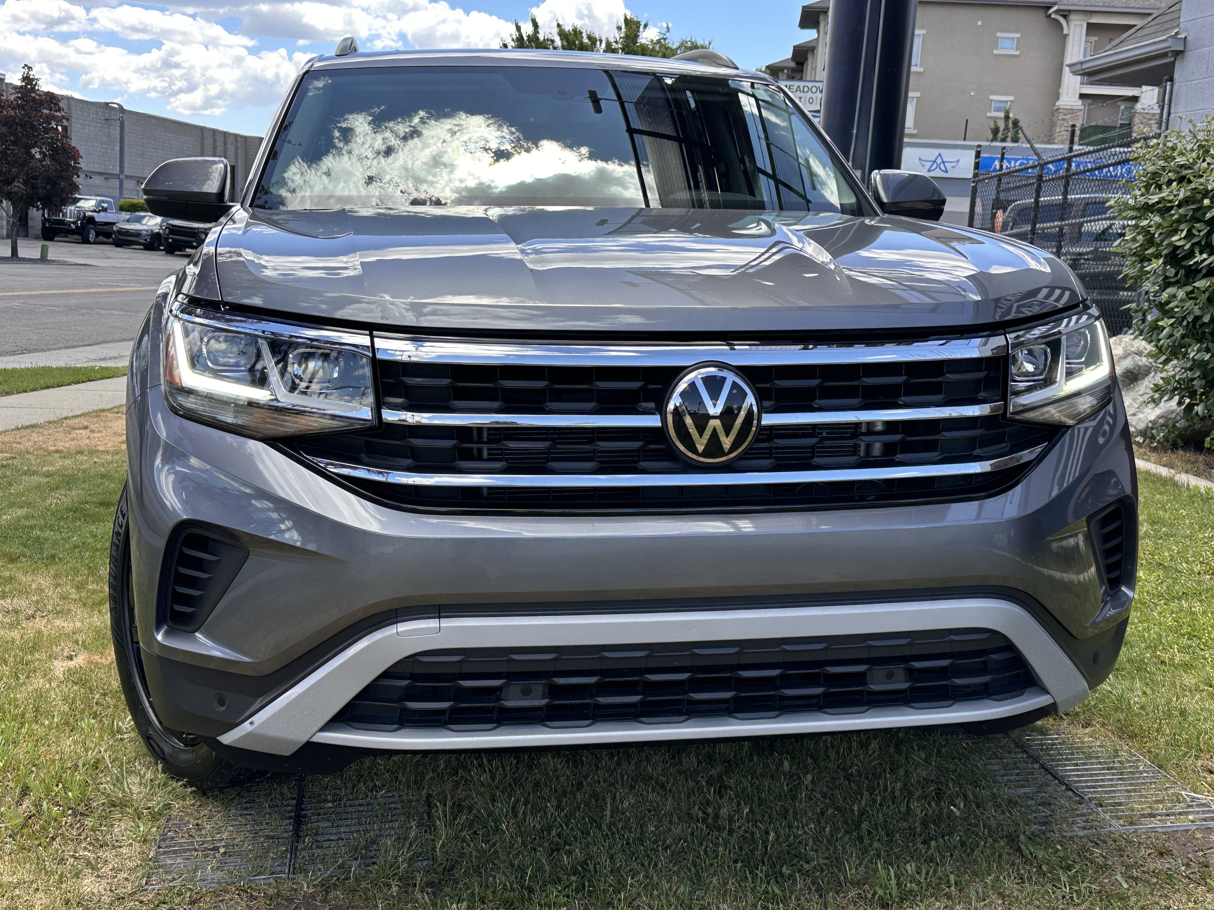 Used 2023 Volkswagen Atlas SE AWD/4WD image 4