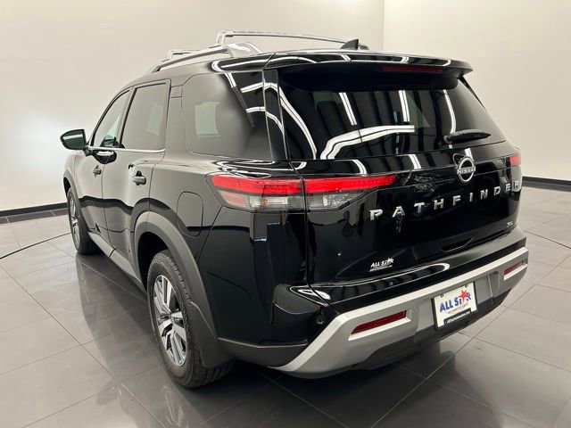 Certified 2024 Nissan Pathfinder SL image 6