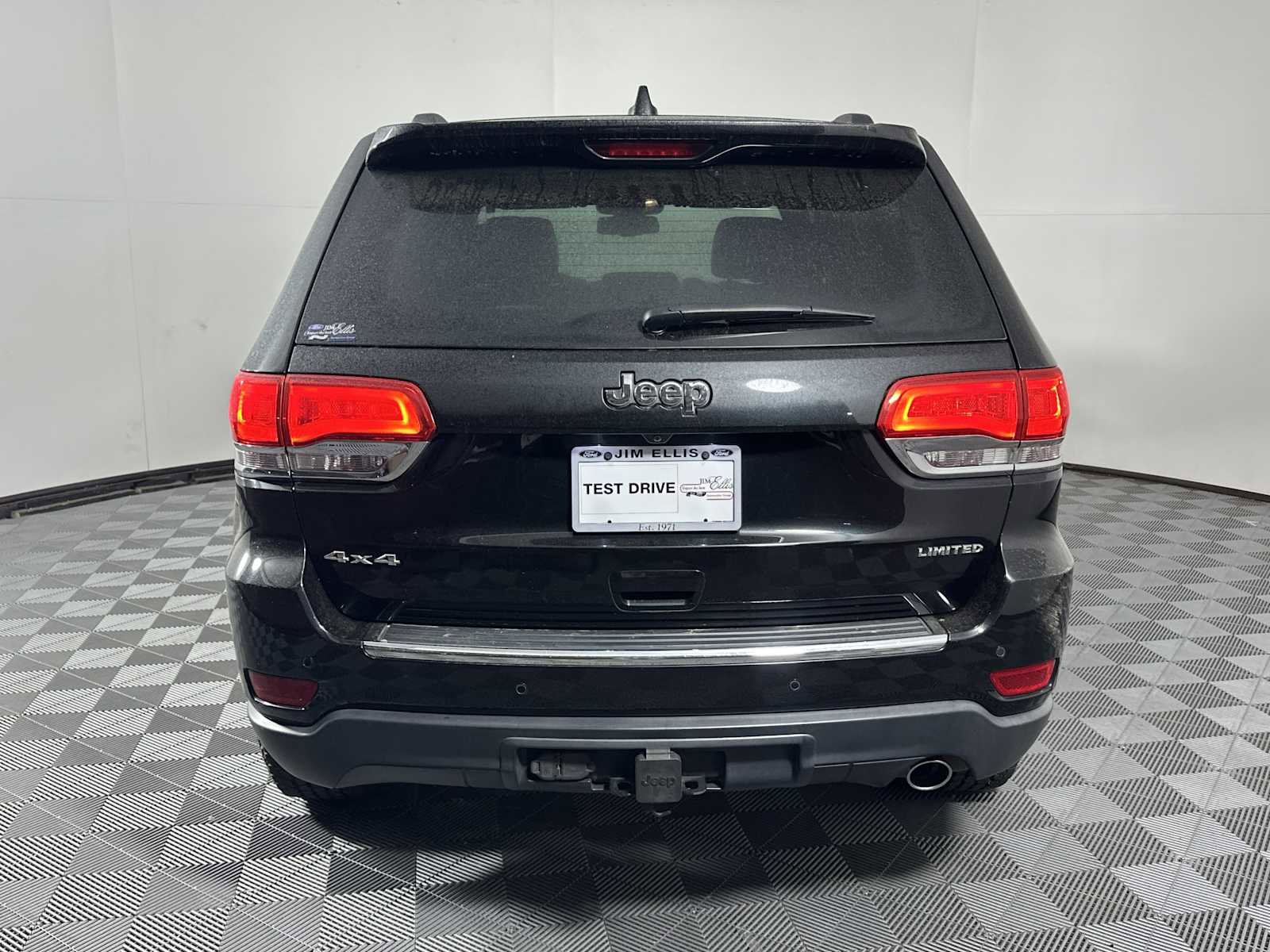 Used 2016 Jeep Grand Cherokee Limited w/ Trailer Tow Group IV AWD/4WD image 6