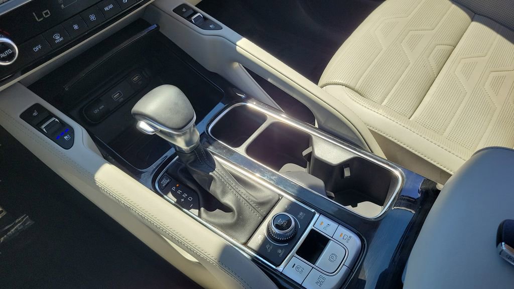 Used 2022 Kia Telluride SX w/ SX Prestige Package AWD/4WD image 18