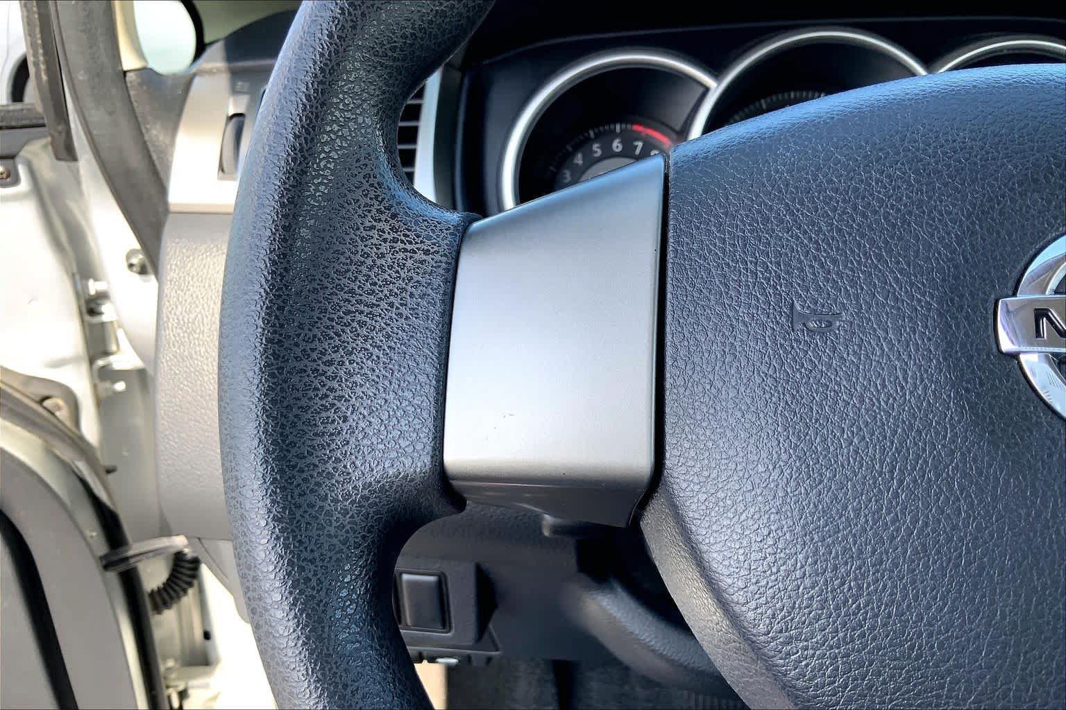Used 2009 Nissan Versa 1.8 S w/ PWR Pkg FWD image 21