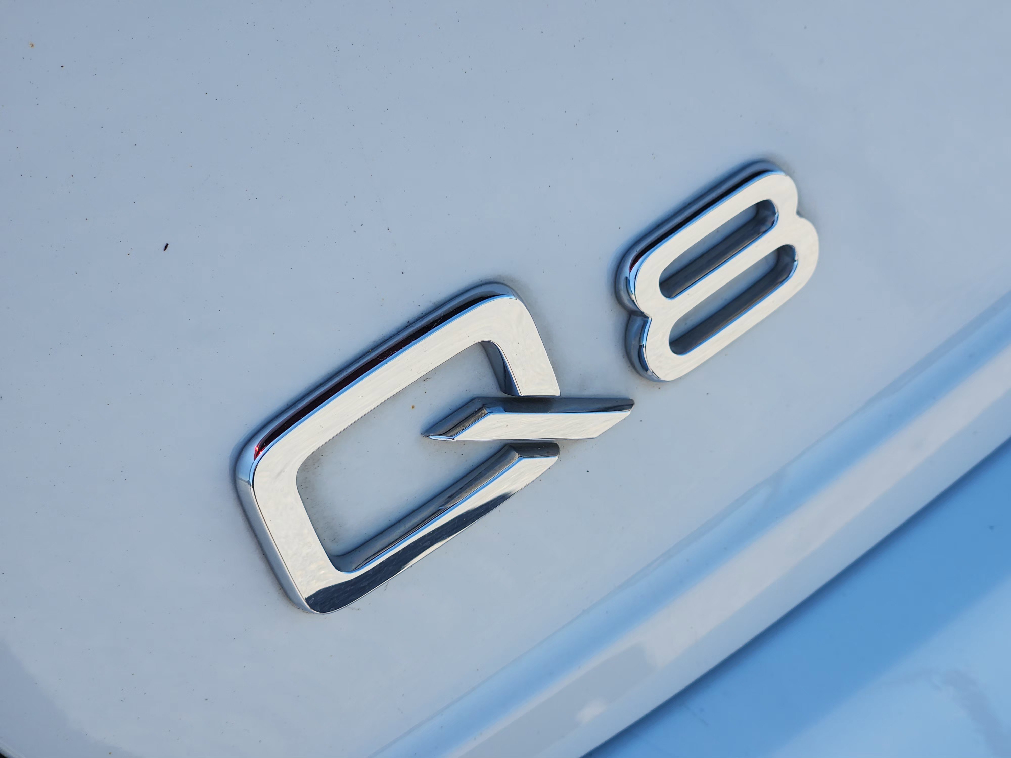 Used 2019 Audi Q8 Premium Plus AWD/4WD image 11