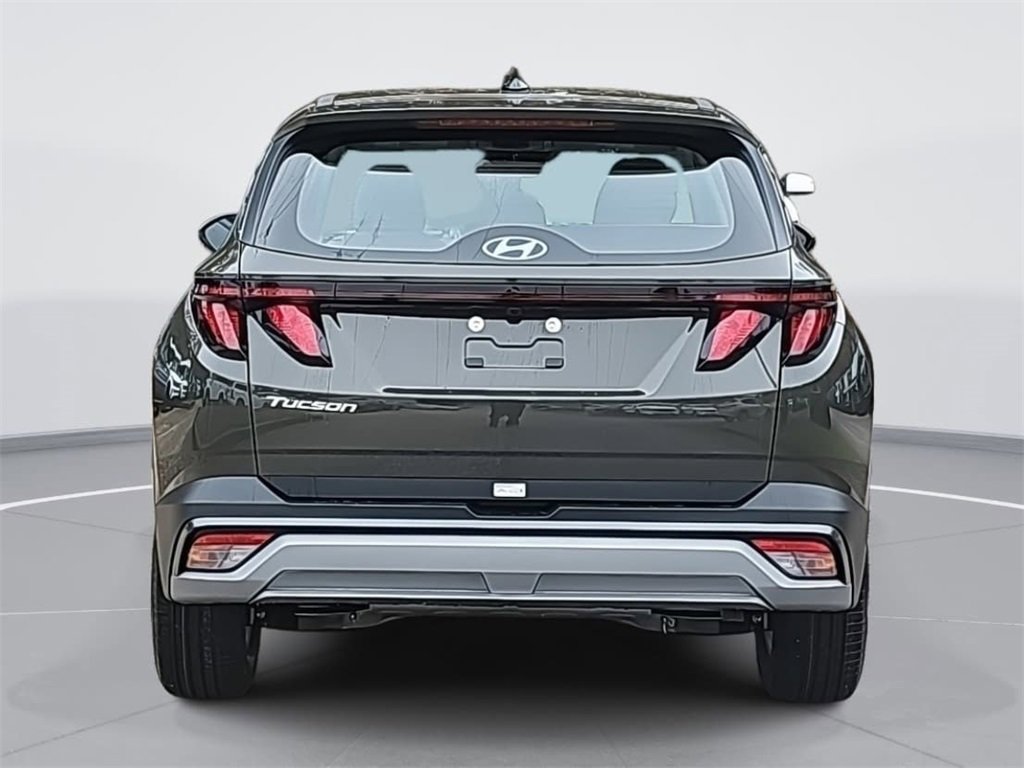 New 2026 Hyundai Tucson SE image 6