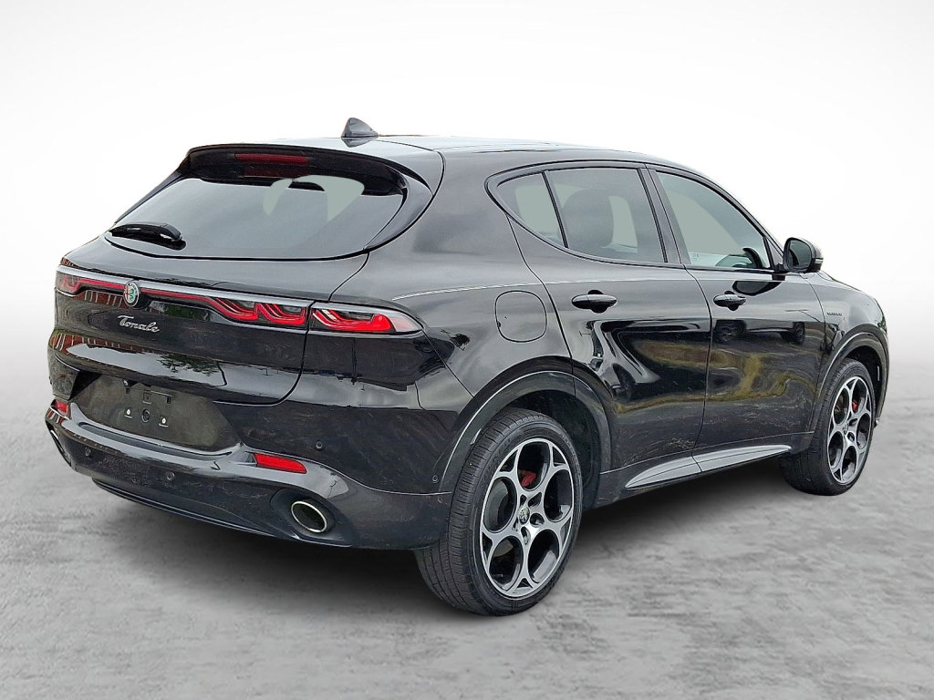 Used 2024 Alfa Romeo Tonale Veloce image 5