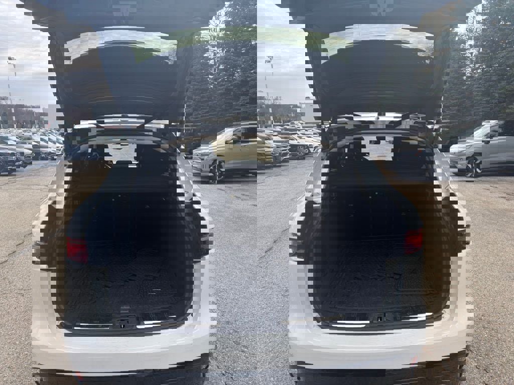 Used 2021 Jaguar F-PACE S image 38