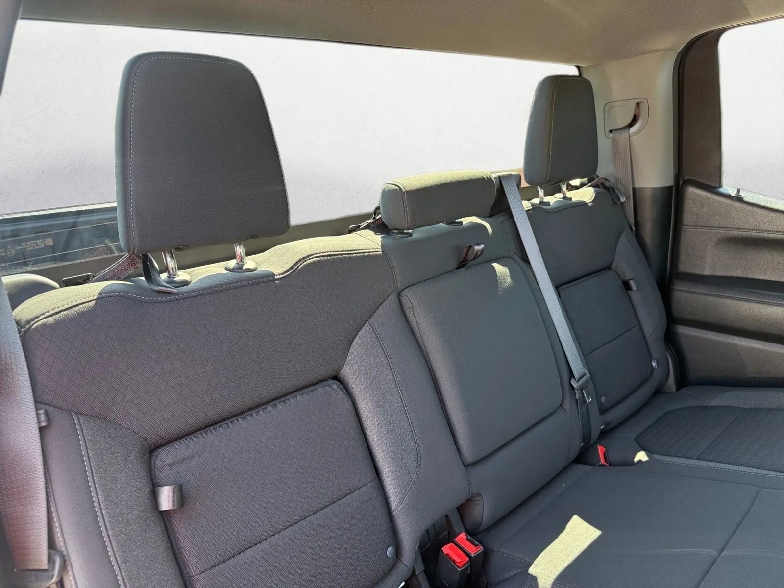 Used 2021 Chevrolet Silverado 1500 LT Trail Boss w/ Bed Protection Package image 29