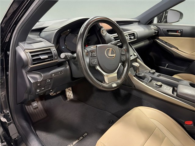 Used 2020 Lexus IS 300 F Sport w/ F Sport Package image 10