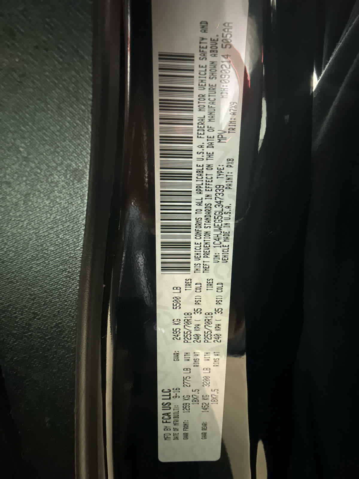 Used 2016 Jeep Wrangler Unlimited Sahara w/ Dual Top Group image 19