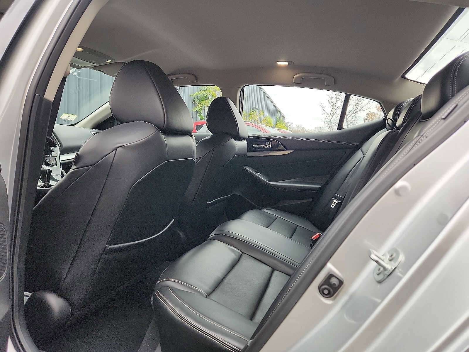 Used 2023 Nissan Maxima SV w/ Floor Mat Group image 10