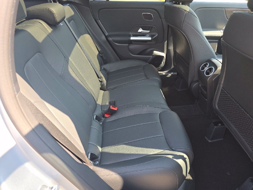 New 2026 Mercedes-Benz GLA 250 4MATIC image 20