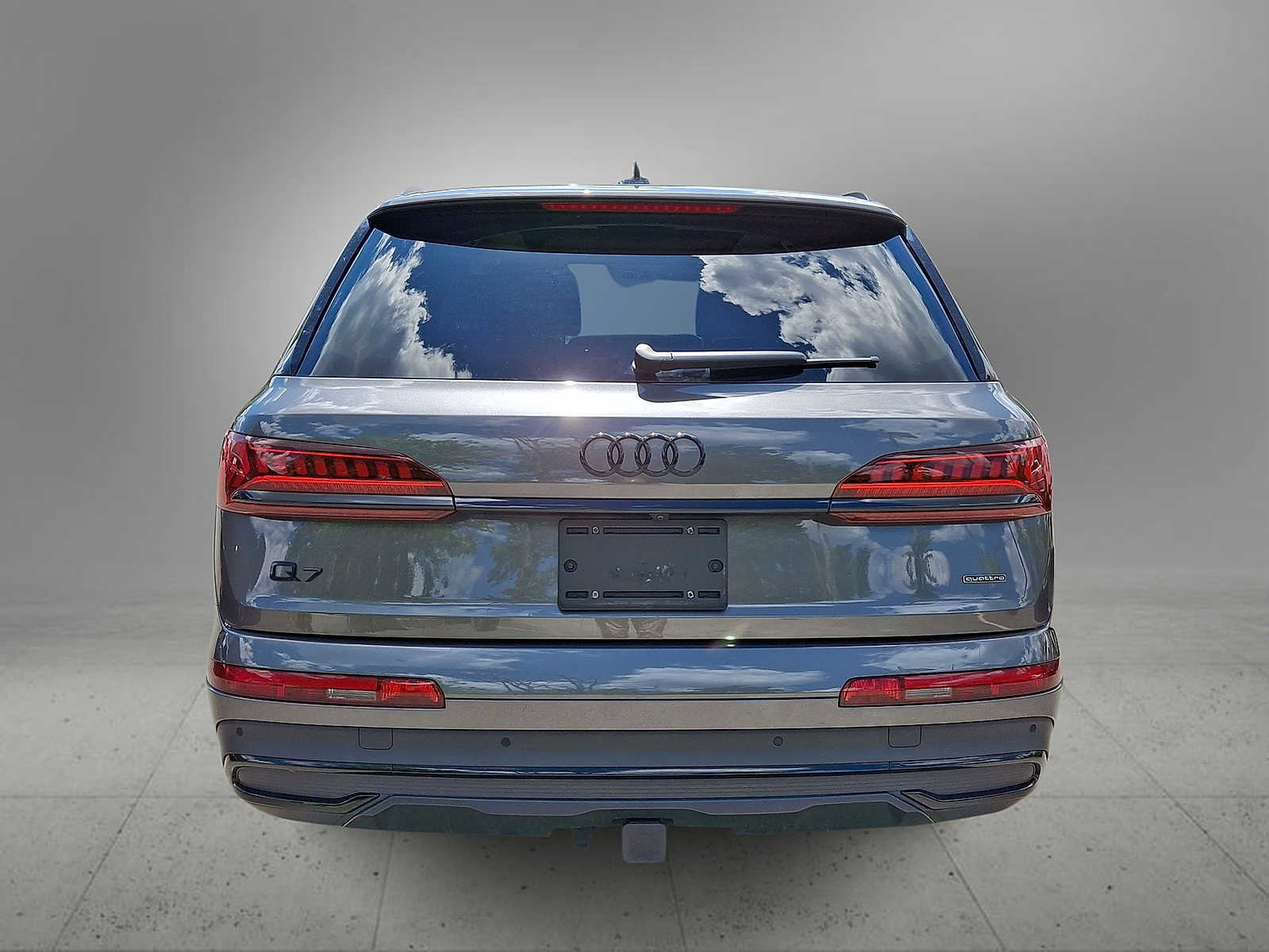 Used 2023 Audi Q7 3.0T Premium Plus w/ Premium Plus Package AWD/4WD image 7