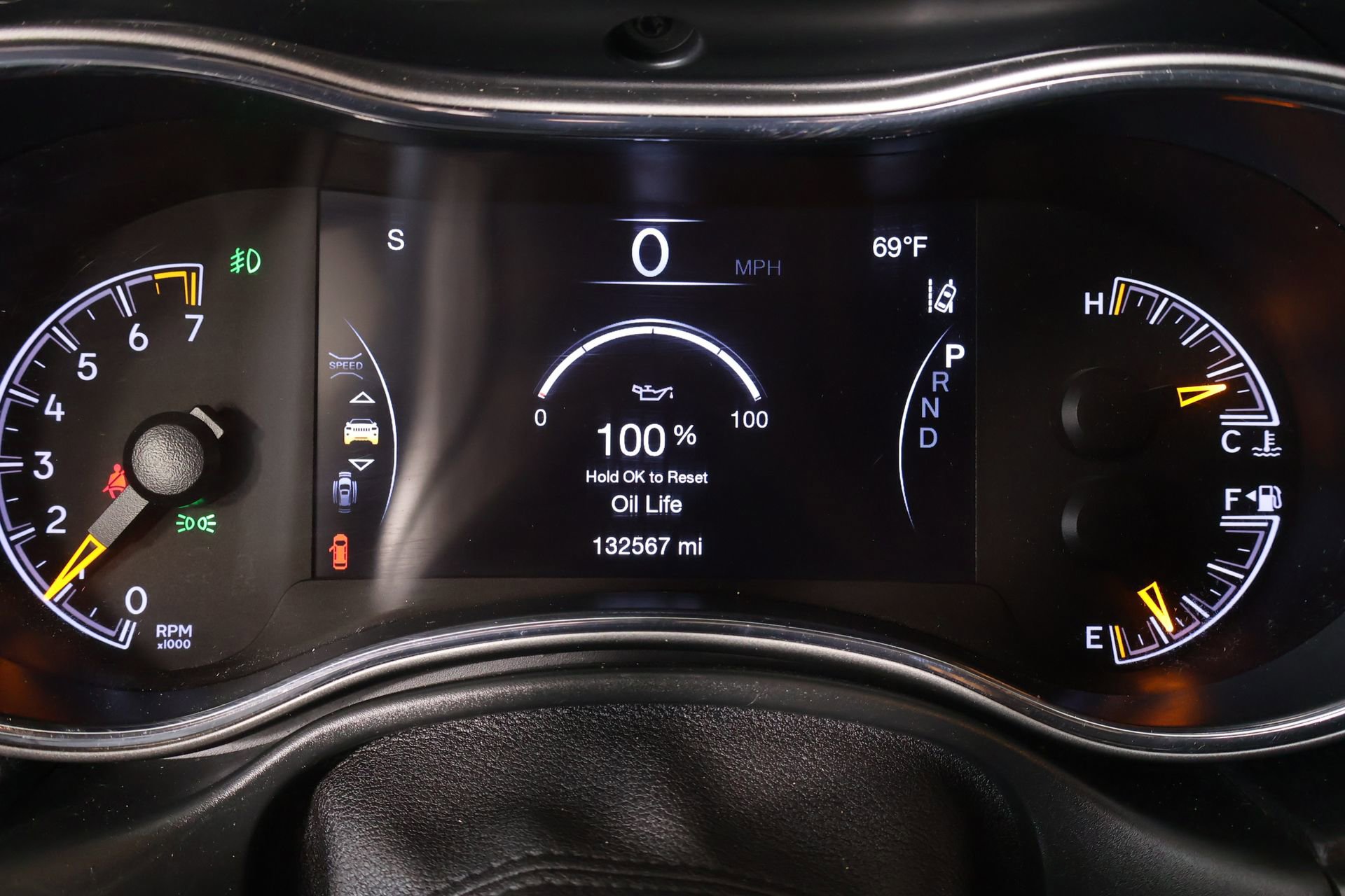 Used 2020 Jeep Grand Cherokee Altitude AWD/4WD image 4