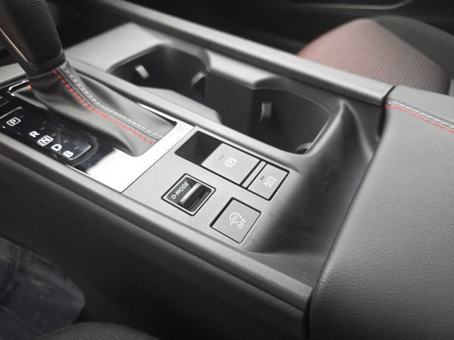 New 2027 Nissan Sentra SR w/ SR All Weather Package FWD image 31