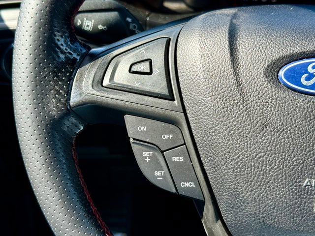 Used 2022 Ford Edge ST-Line AWD/4WD image 17