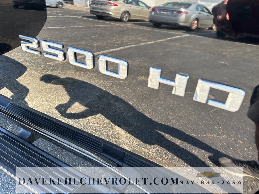 Used 2020 Chevrolet Silverado 2500 LTZ w/ LTZ Convenience Package image 38