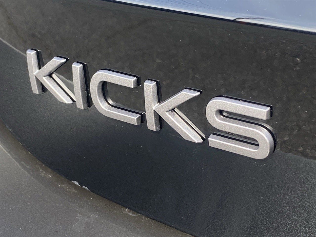 New 2026 Nissan Kicks SV w/ Cold Weather Package FWD image 7