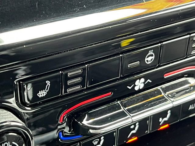 Used 2024 Jeep Grand Cherokee Altitude image 27