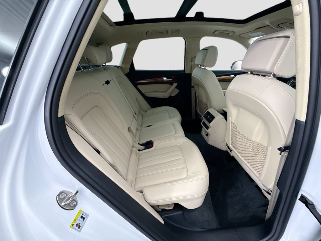 Certified 2023 Audi Q5 2.0T Premium Plus w/ Premium Plus Package AWD/4WD image 21