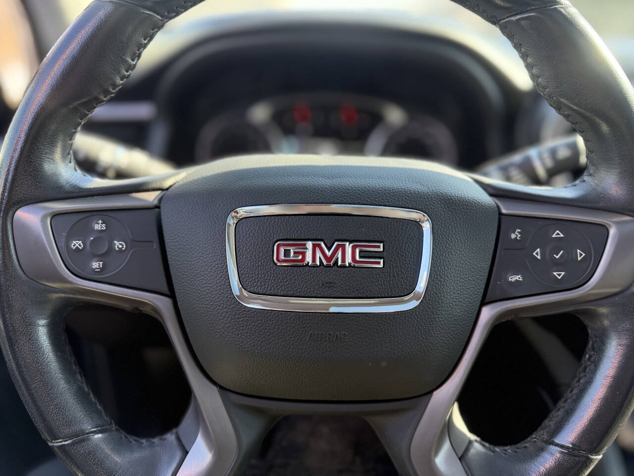 Used 2020 GMC Acadia AT4 AWD/4WD image 11