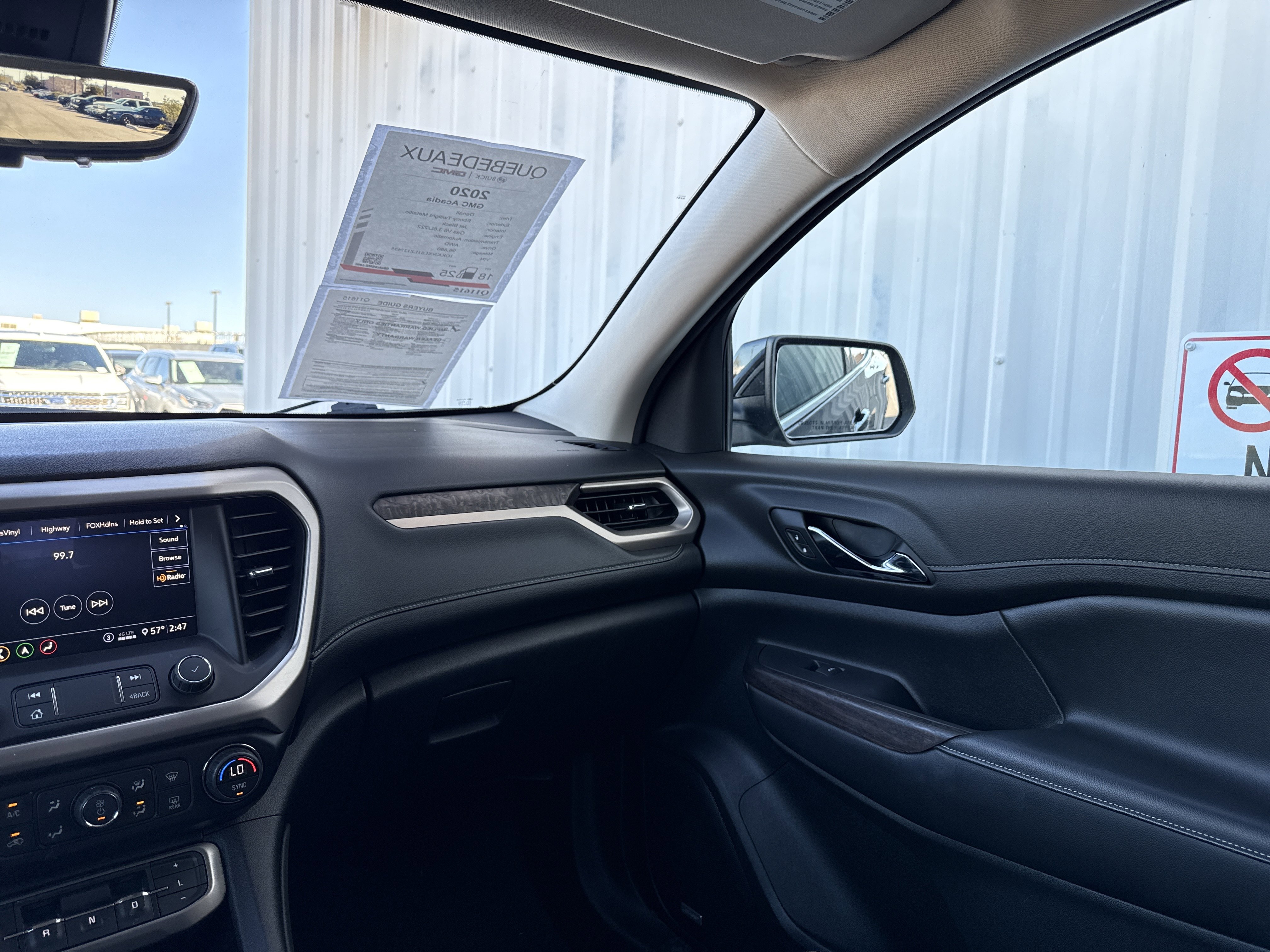 Used 2020 GMC Acadia Denali w/ LPO, 'HIT The Road' Package image 22