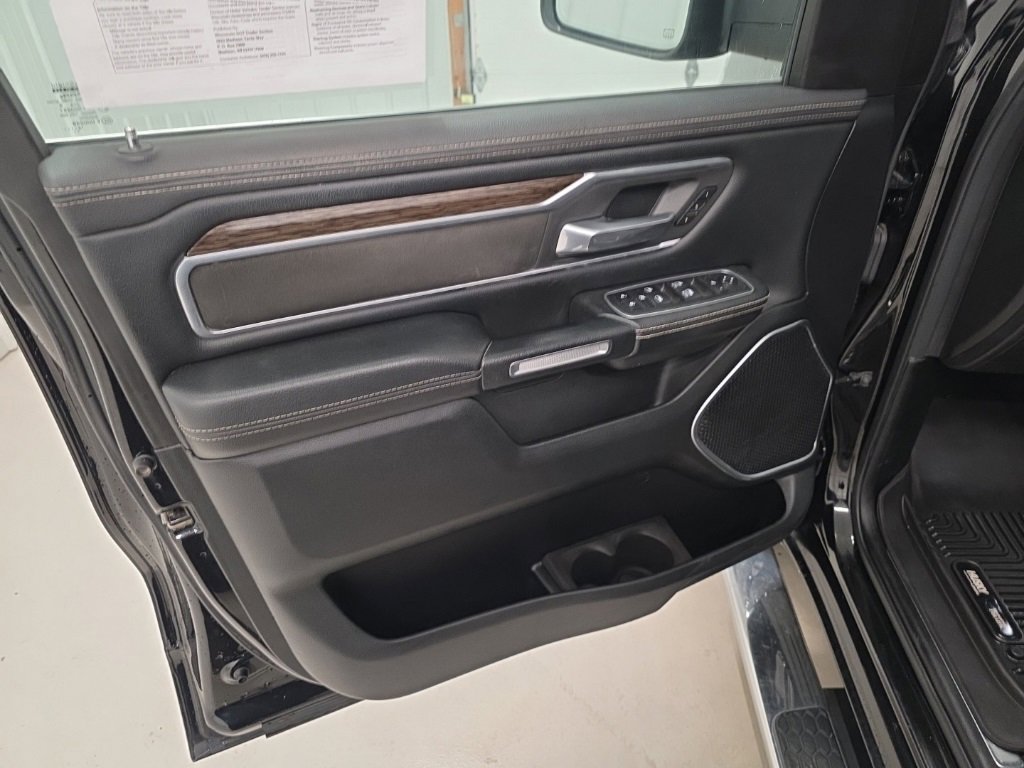 Used 2020 RAM 1500 Laramie image 12