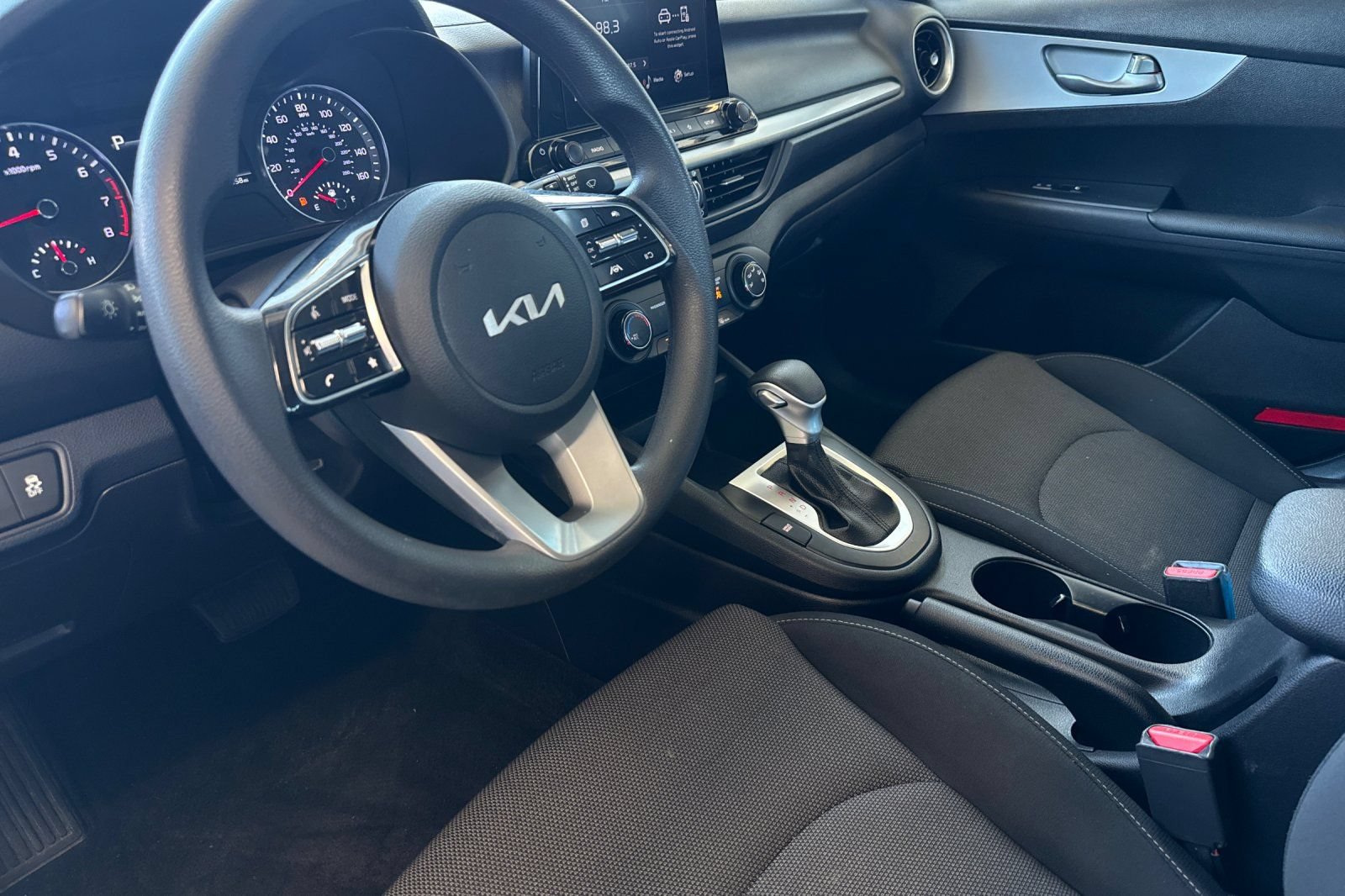 Used 2022 Kia Forte LXS FWD image 10