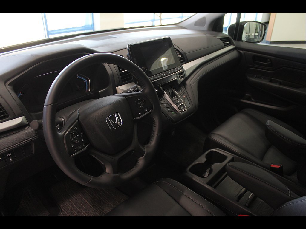 Certified 2024 Honda Odyssey EX-L image 13