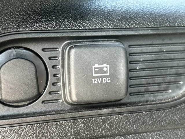 Used 2024 Jeep Grand Cherokee Altitude AWD/4WD image 13