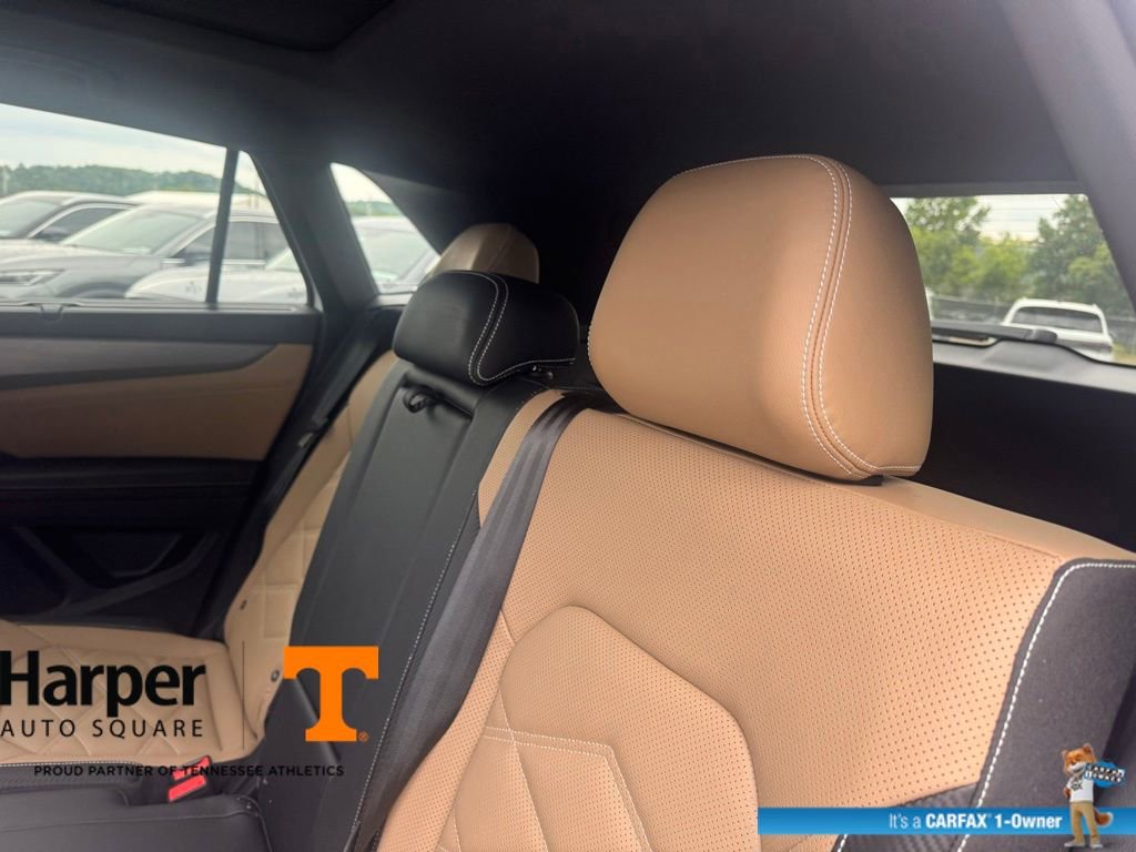 Used 2025 Volkswagen Atlas Cross Sport SE w/ Panoramic Sunroof Package AWD/4WD image 9