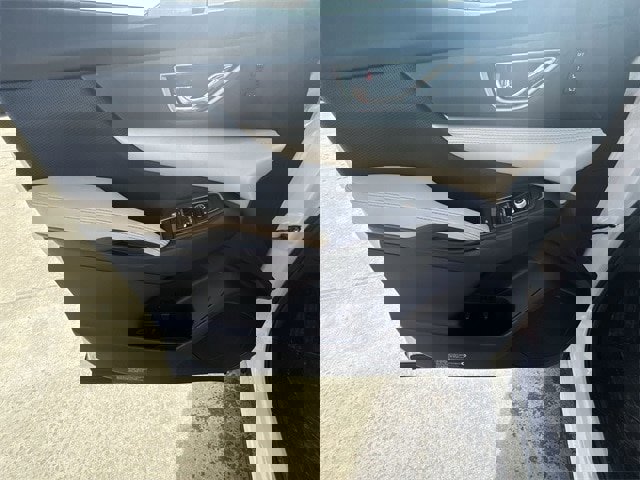 Used 2024 Subaru Ascent Limited image 13