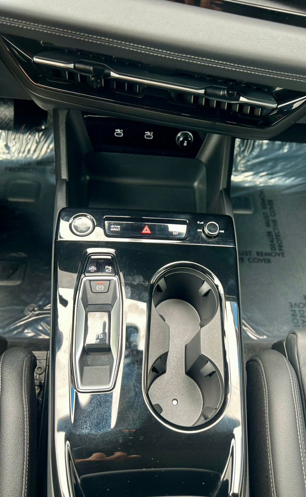 Used 2025 Audi Q6 e-tron Premium Plus w/ Premium Plus image 33