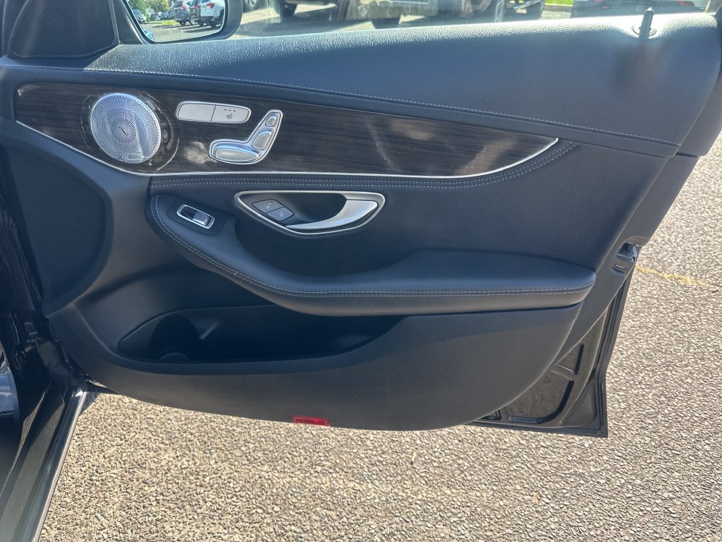 Used 2015 Mercedes-Benz C 300 4MATIC Sedan image 19
