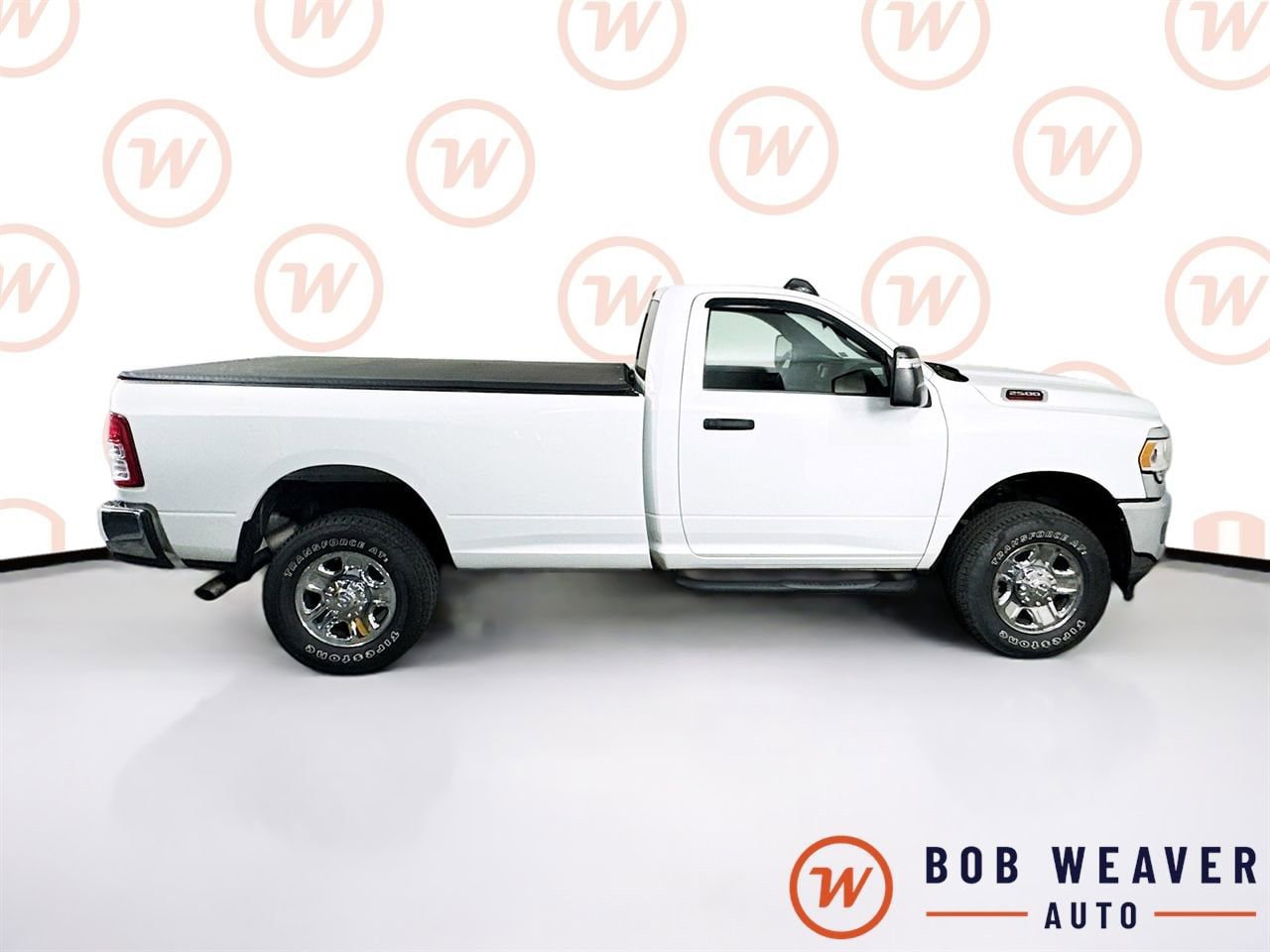 Used 2024 RAM 2500 Tradesman w/ Chrome Appearance Group AWD/4WD image 9