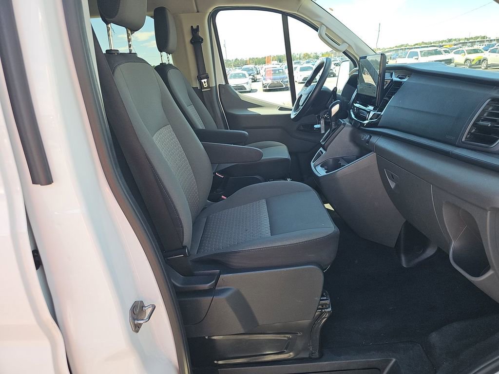 Used 2023 Ford Transit 350 XLT image 8