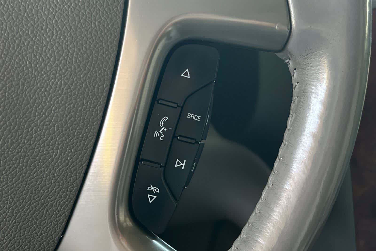 Used 2012 Chevrolet Tahoe LTZ AWD/4WD image 30