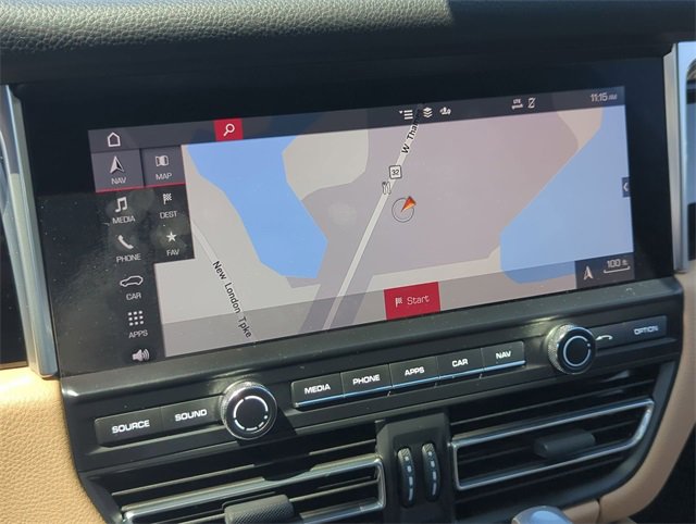 Used 2021 Porsche Macan image 14