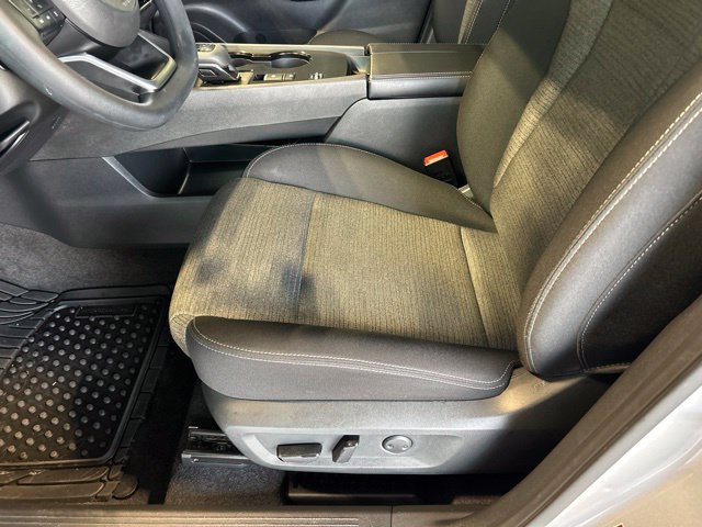 Used 2022 Nissan Rogue SV FWD image 41