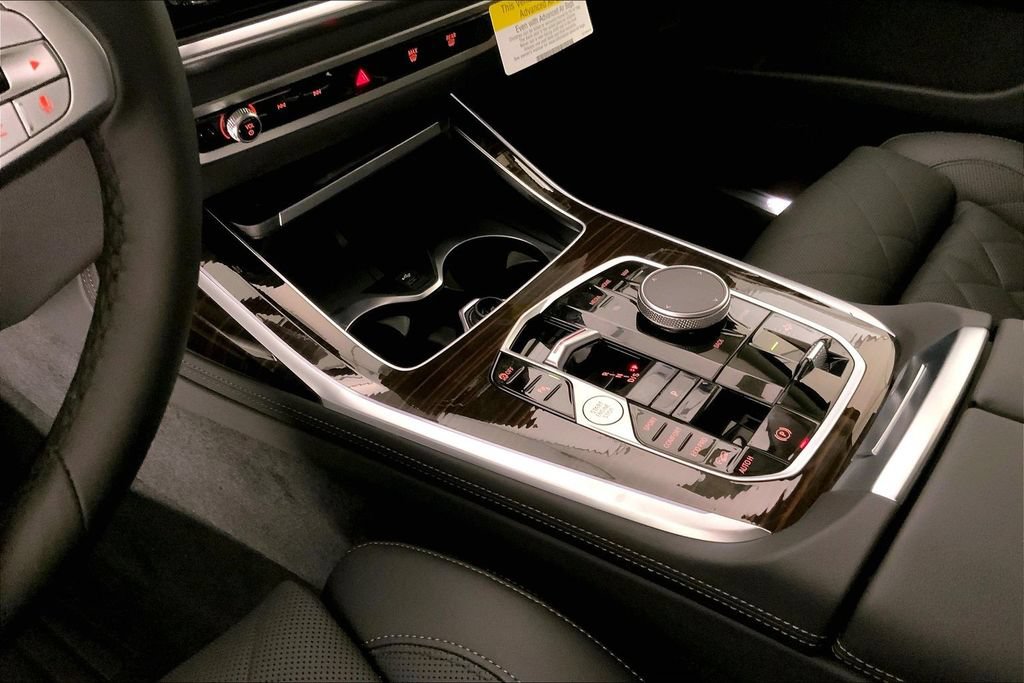 New 2027 BMW X7 xDrive40i AWD/4WD image 6