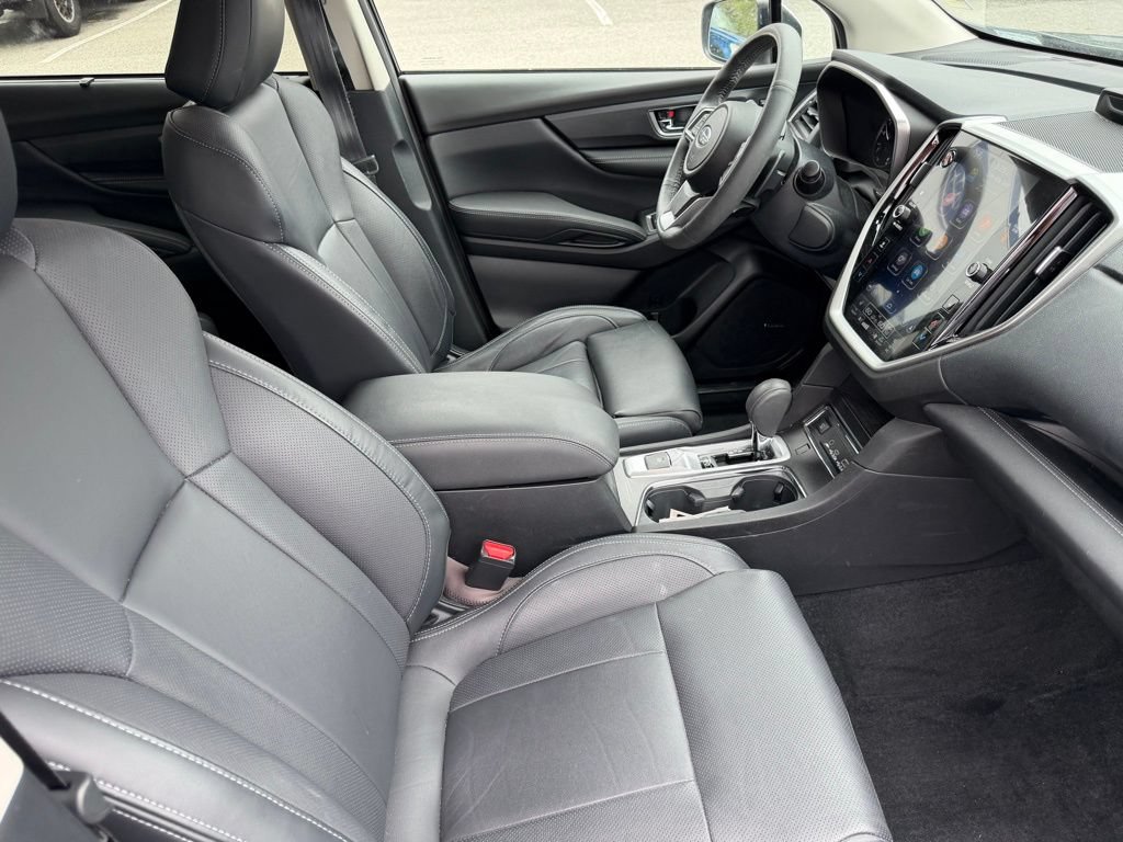 Used 2023 Subaru Ascent Limited w/ Technology Package AWD/4WD image 17