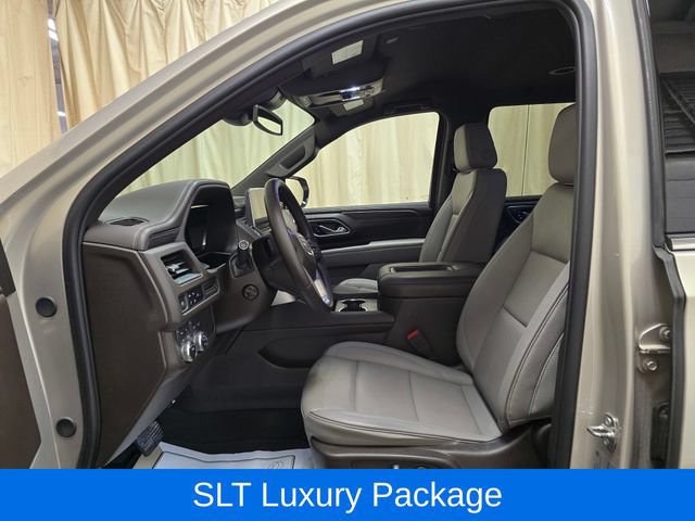 Certified 2024 GMC Yukon SLT w/ SLT Luxury Package AWD/4WD image 13
