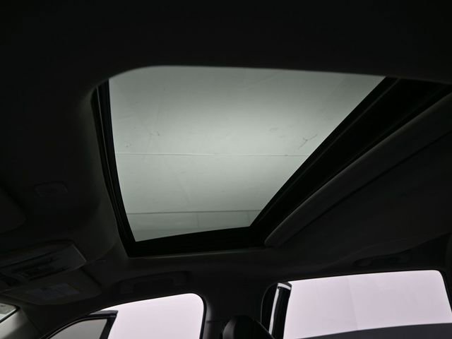 New 2026 Toyota Highlander Limited image 4