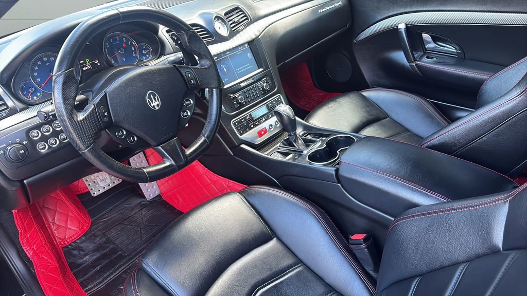 Used 2015 Maserati GranTurismo MC image 10