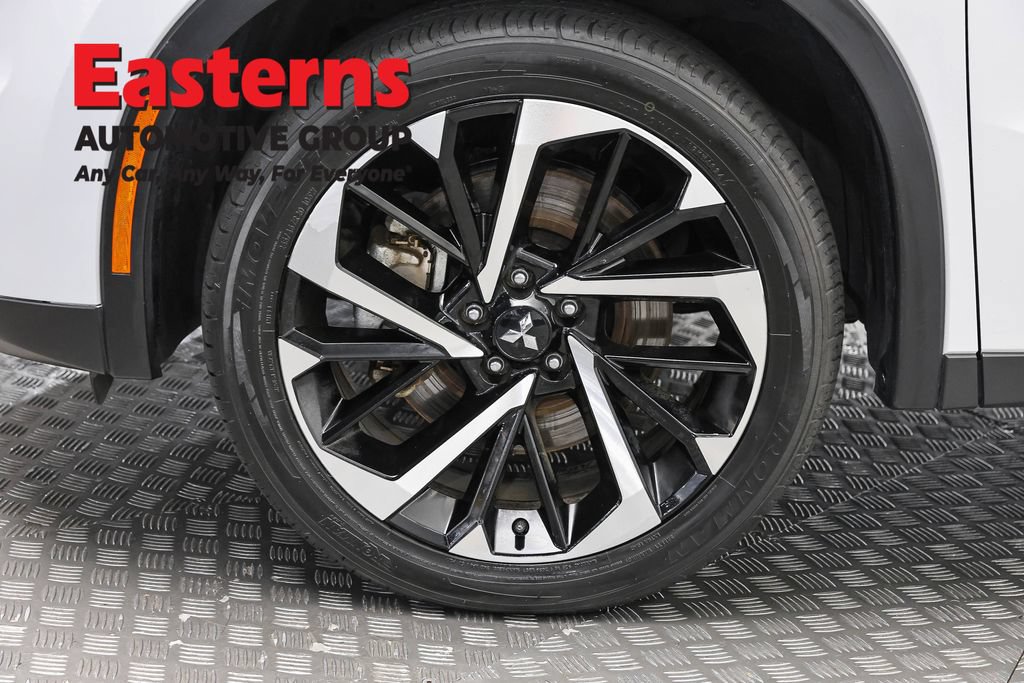 Used 2024 Mitsubishi Outlander SE AWD/4WD image 31