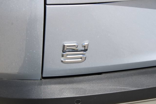 Used 2025 Rivian R1S Adventure AWD/4WD image 8