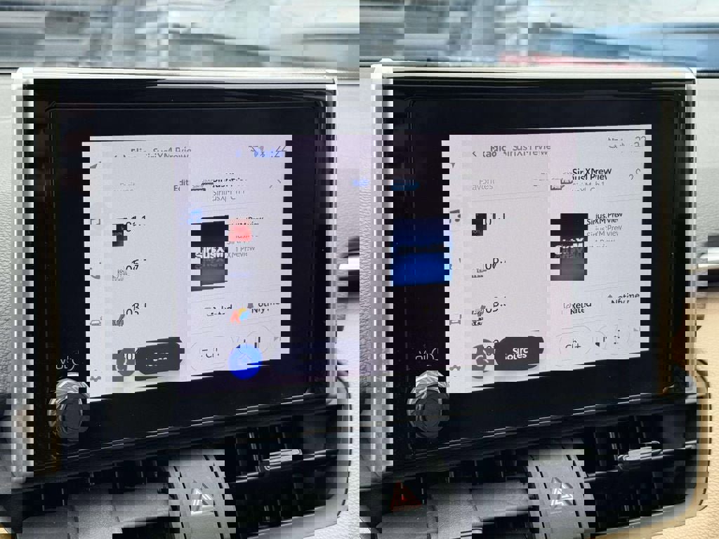 Used 2023 Toyota RAV4 XLE w/ Convenience Package image 18