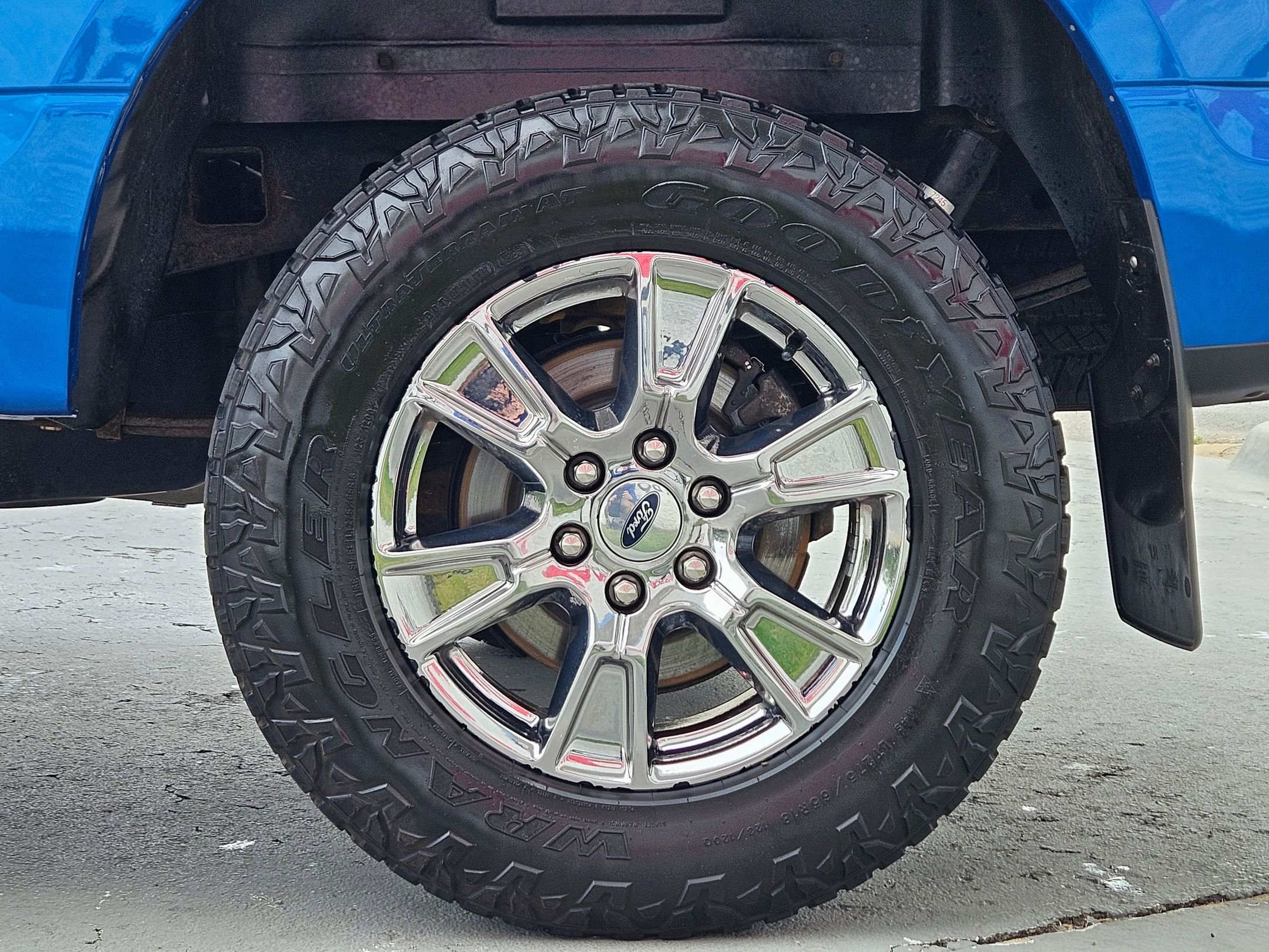 Used 2019 Ford F150 XLT w/ Equipment Group 302A Luxury AWD/4WD image 26